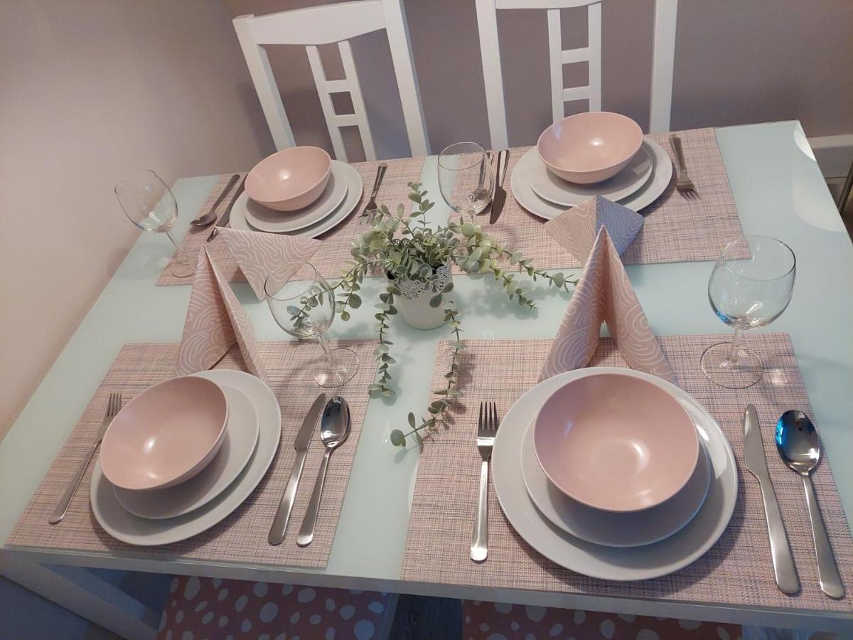 Helles Modern Eingerichtetes Apartment Halle  Εξωτερικό φωτογραφία