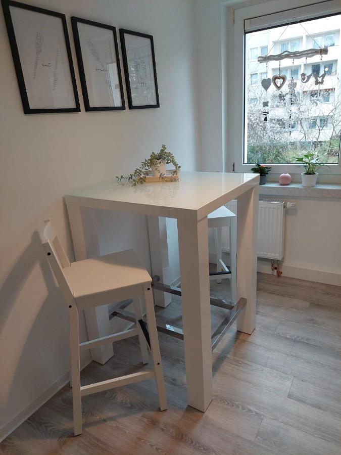 Helles Modern Eingerichtetes Apartment Halle  Εξωτερικό φωτογραφία