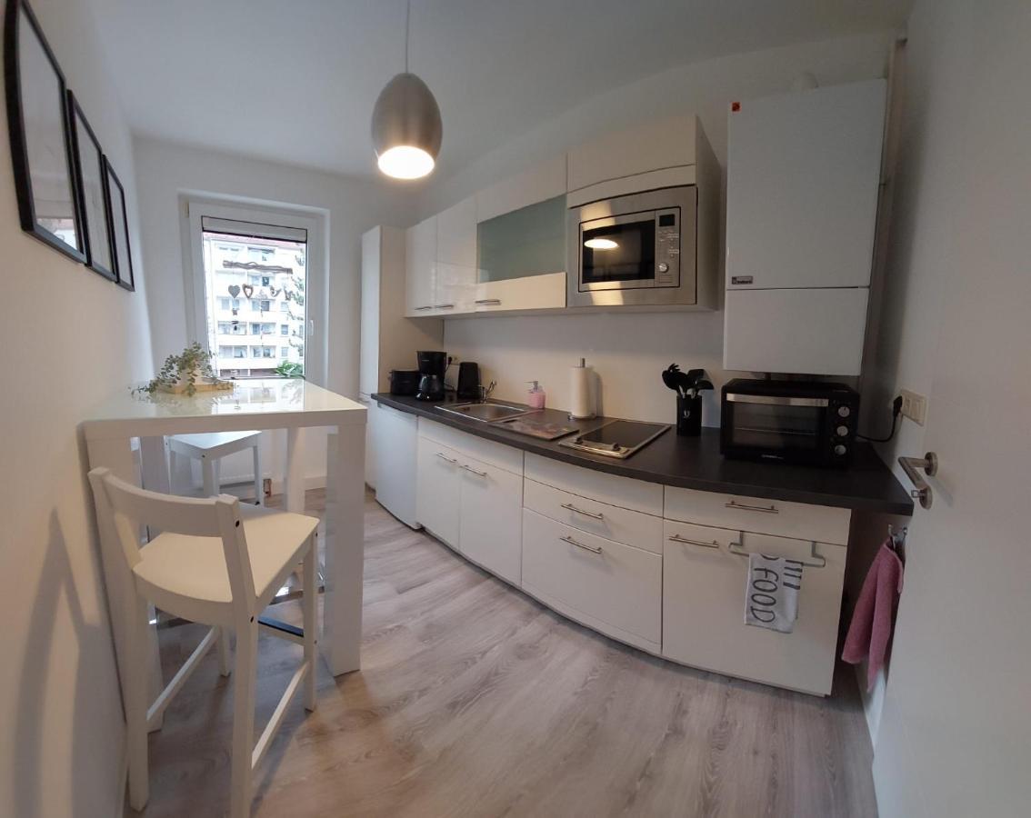 Helles Modern Eingerichtetes Apartment Halle  Εξωτερικό φωτογραφία